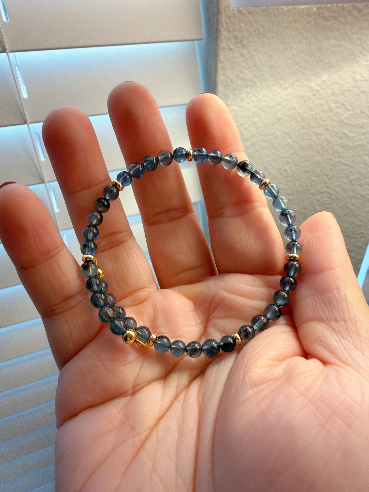 高等級 魔鬼海藍寶 小咪硬環