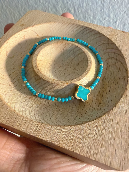 美國亞利桑那州特產 綠松石 2mm四葉草手串